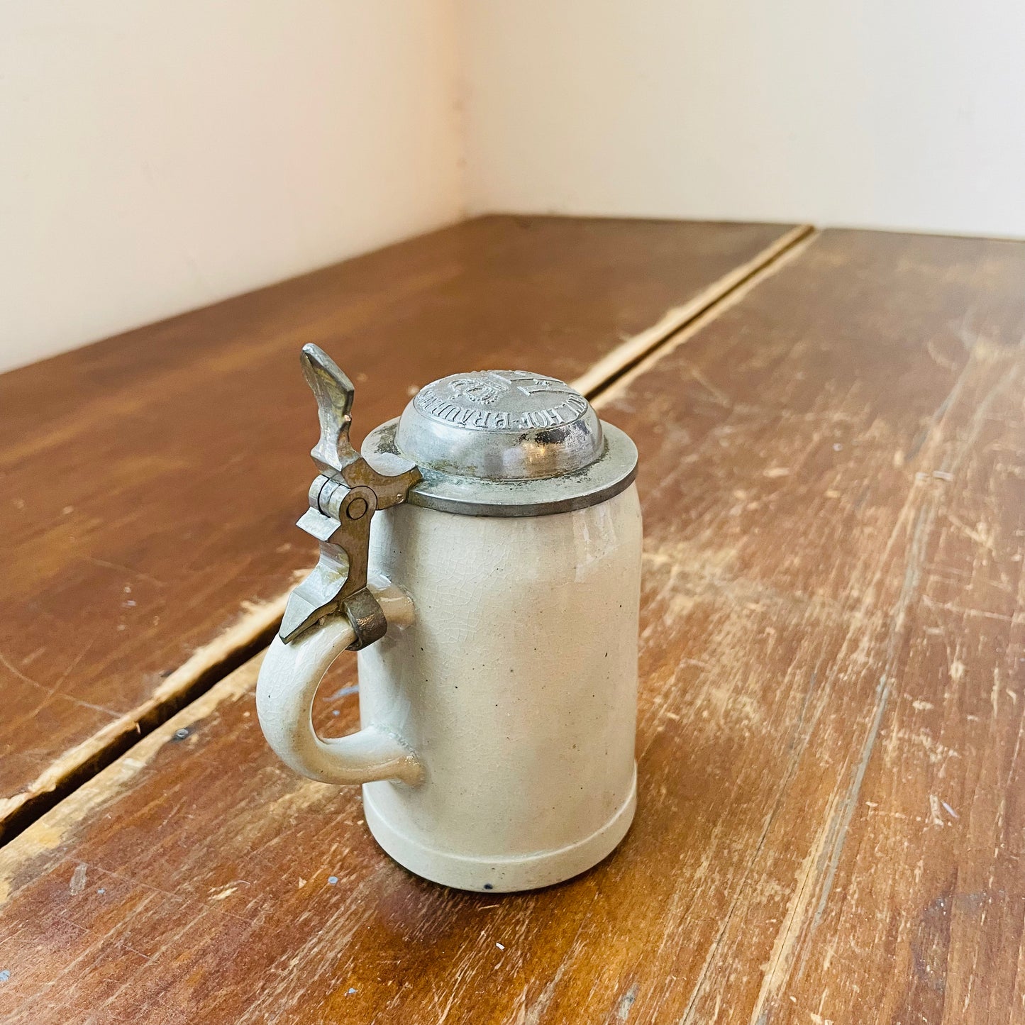 Hofbrauhaus Munchen Beer Stein with Diamond Paddle Pewter Lid- Vintage