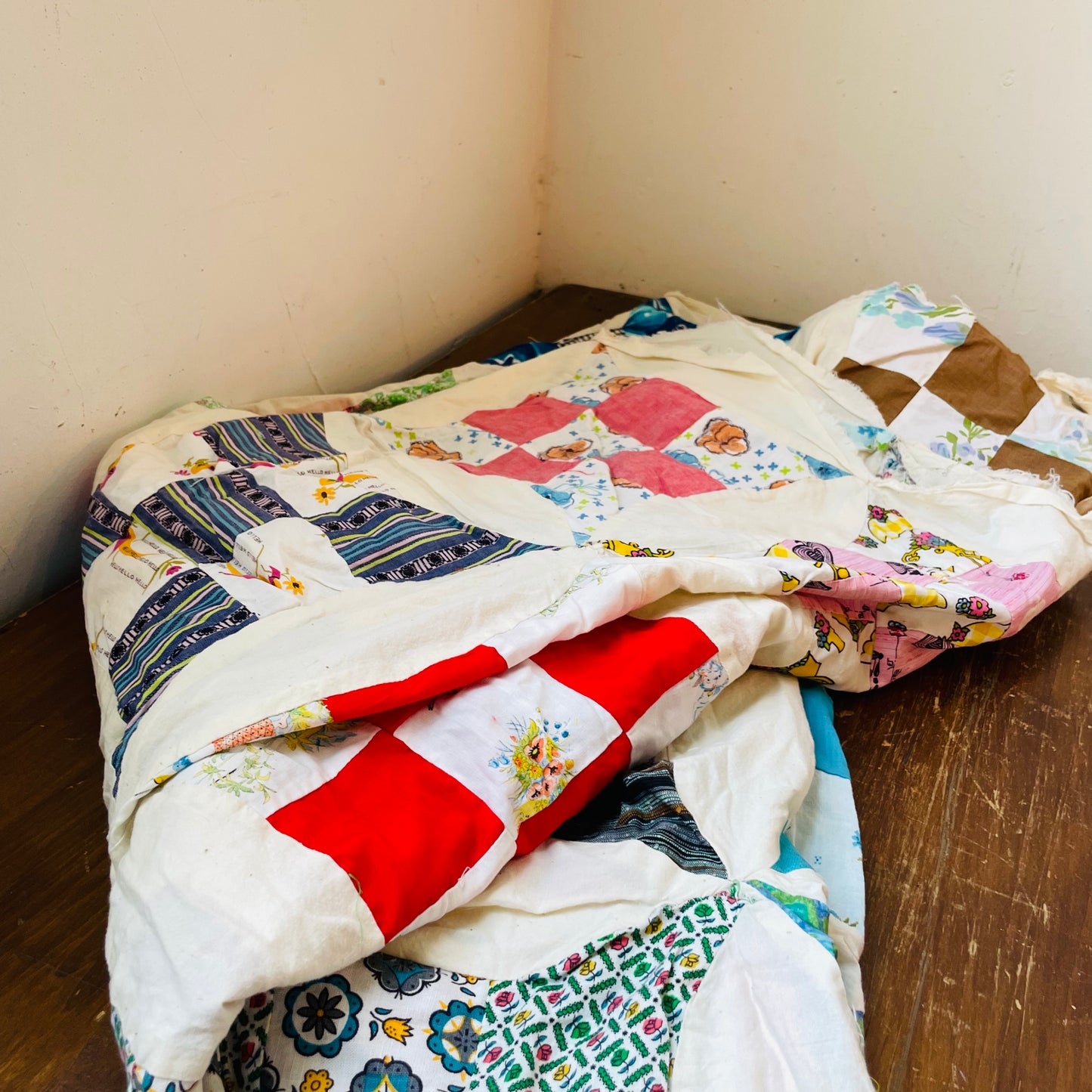 The Veronica Quilt Top 63"x75"- Vintage