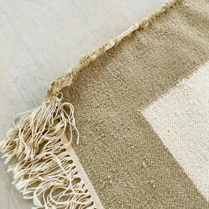 Animal Motif Kilim Flatweave 9'x13' Rug- Vintage
