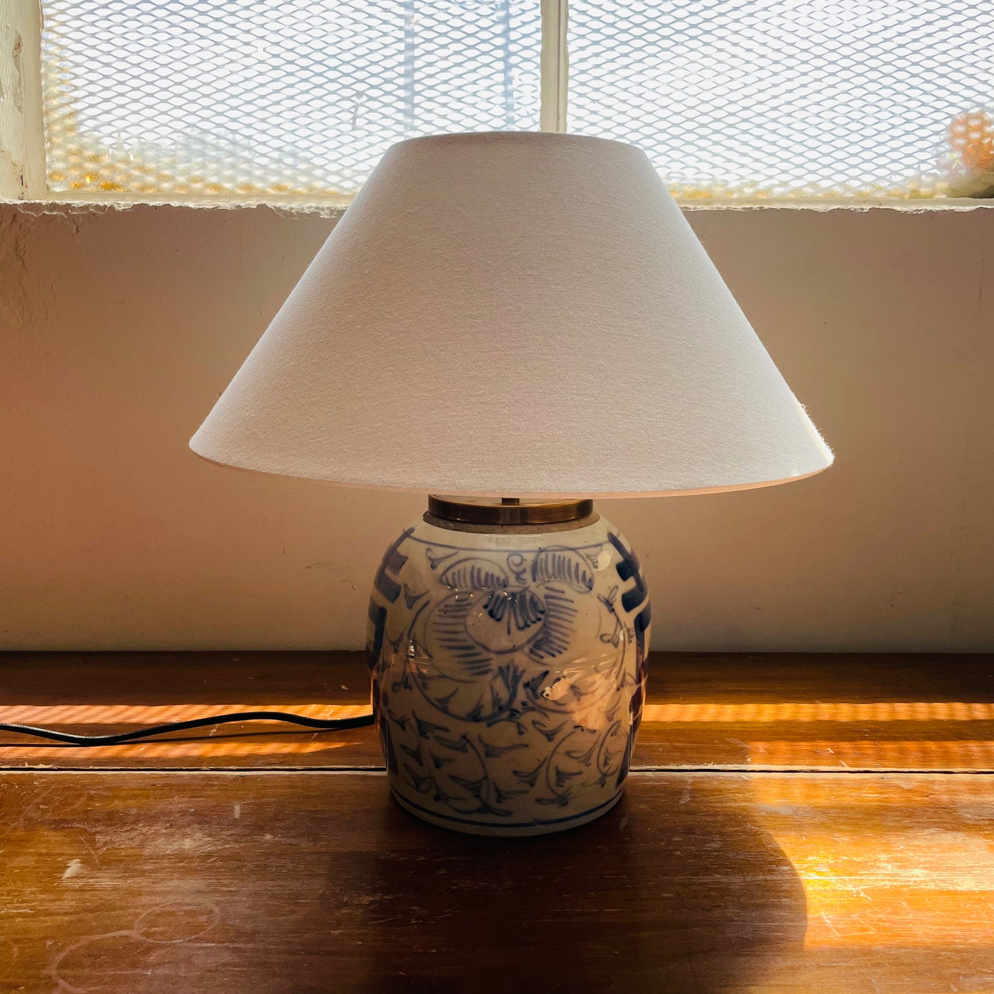 Wedding Pot Table Lamp- Vintage