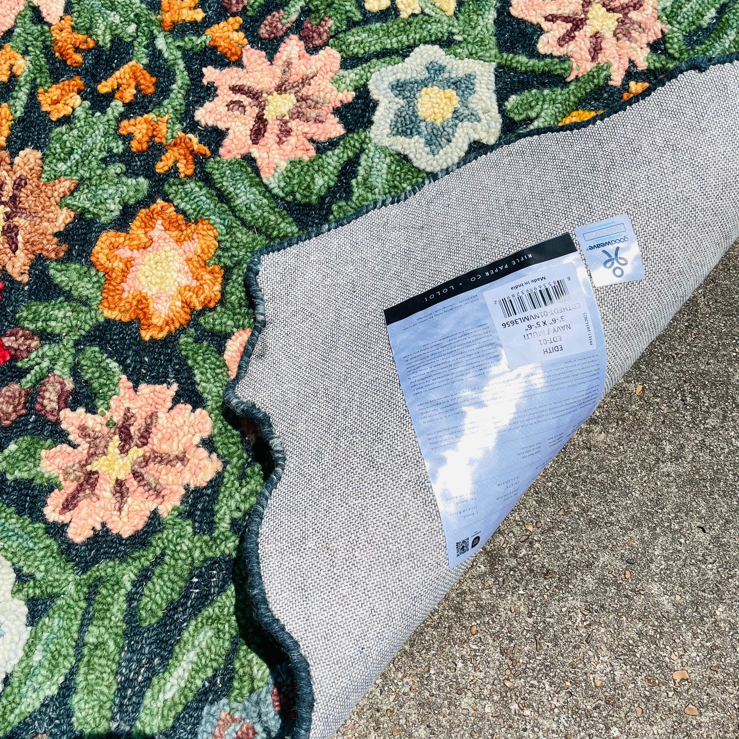Edith Navy & Multicolored 3'6"x5'6" Rug