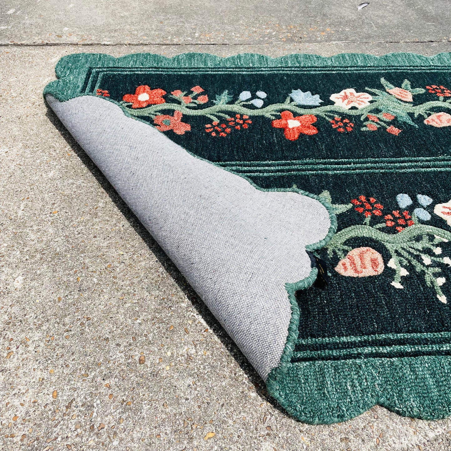 Thistle Forrest & Multicolored 3'6"x5'6" Rug