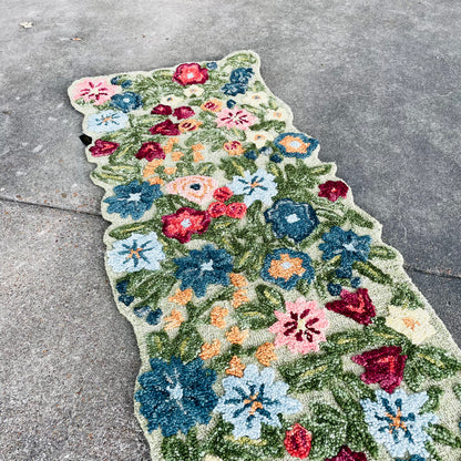 Edith Green & Multicolored 2'6"x7'6" Runner