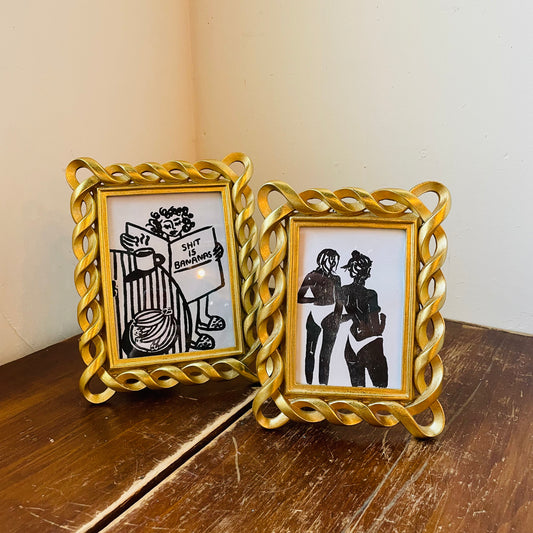 Gold Ribbon Photo Frame