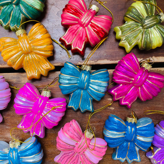 Ribbons & Bows Ornament