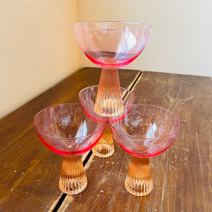 Aria Footed Glass Set