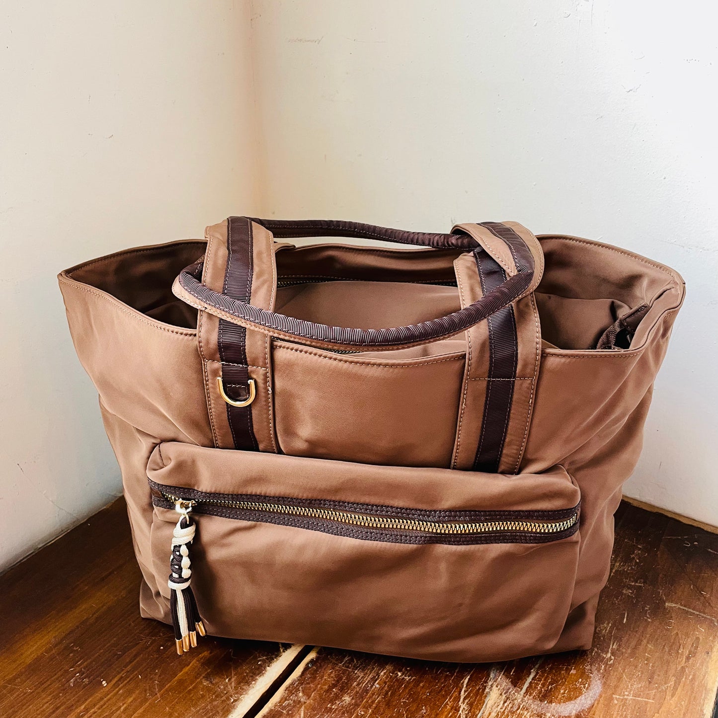 Jet Tote