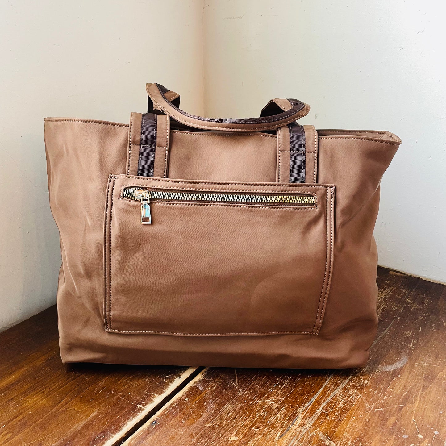 Jet Tote