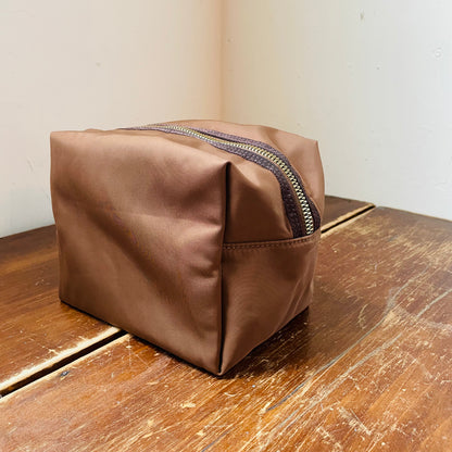 Jet Large Boxy Pouch