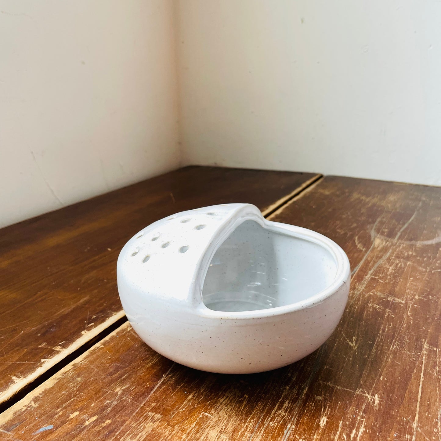 White Stoneware Strainer Bowl