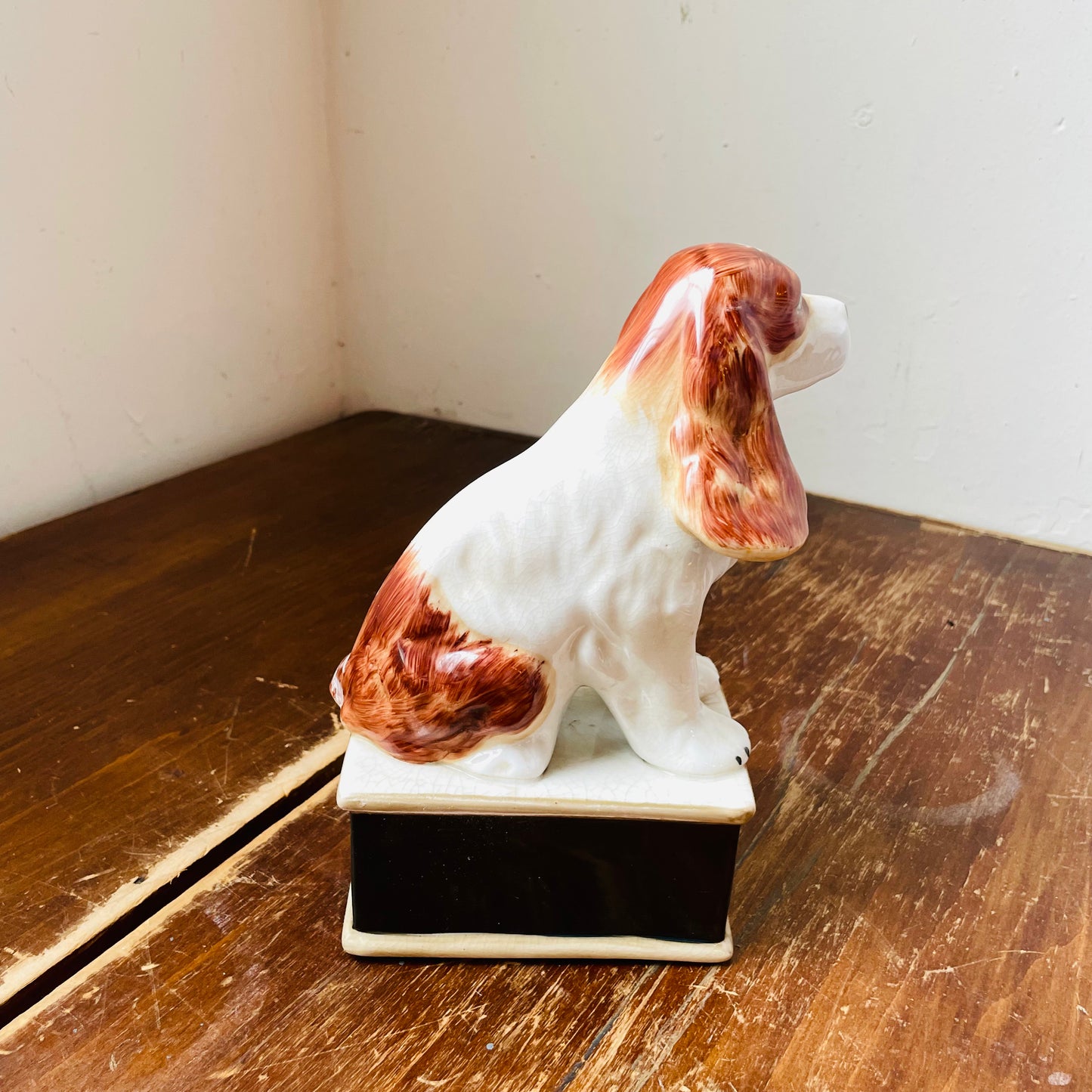 Hand-Painted Stoneware Vintage Reproduction Spaniel