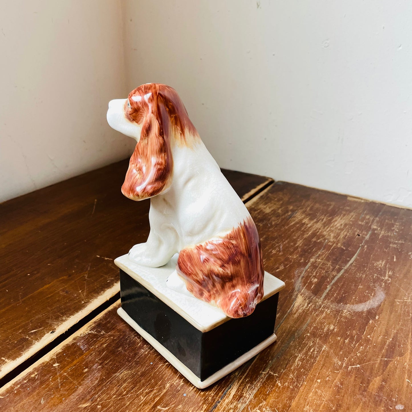 Hand-Painted Stoneware Vintage Reproduction Spaniel