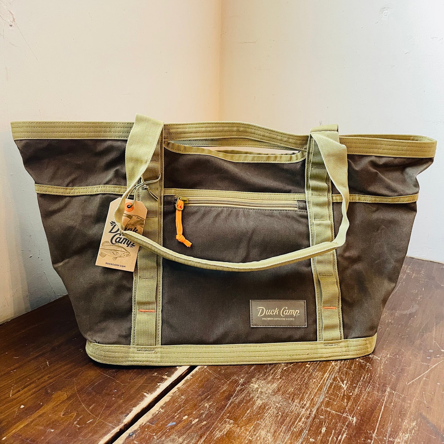 Medium Pin Oak & Wheat Canvas Gear Tote