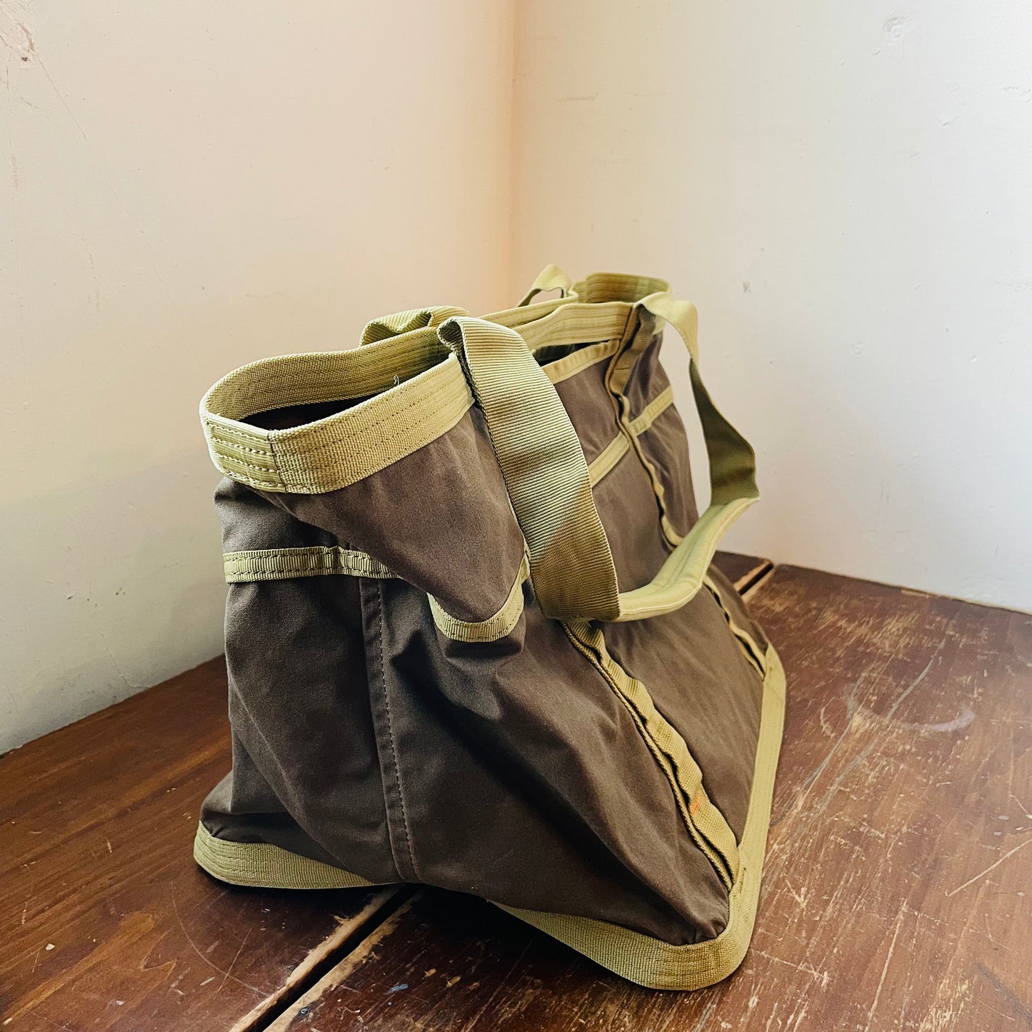 Medium Pin Oak & Wheat Canvas Gear Tote