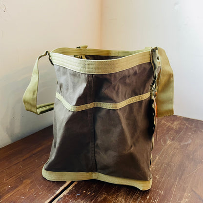 Medium Pin Oak & Wheat Canvas Gear Tote