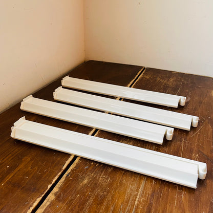 White Mahjong Tile Rack & Pusher Set