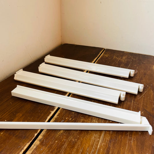 White Mahjong Tile Rack & Pusher Set