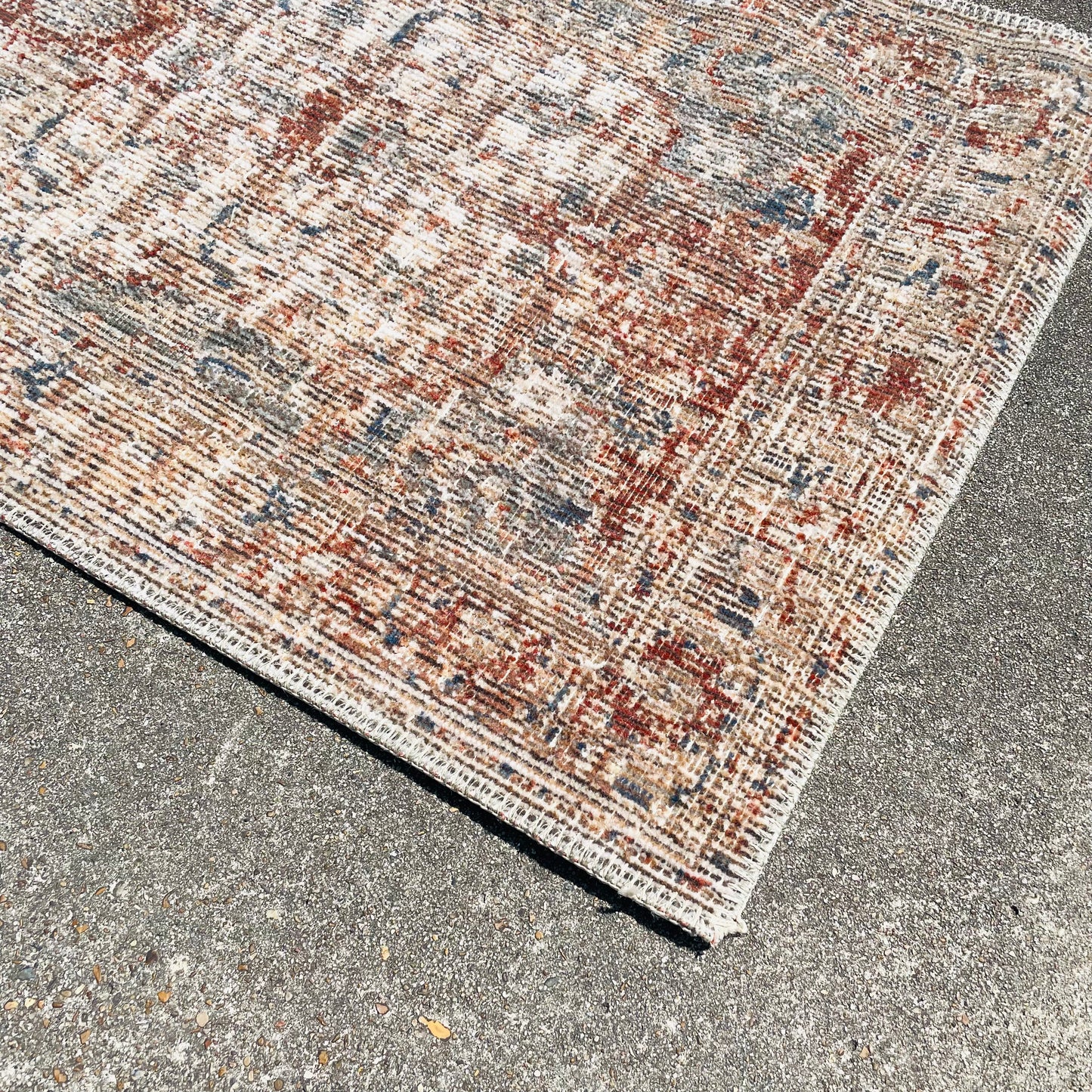 Alexandria 2'5" x 8' Runner Rug