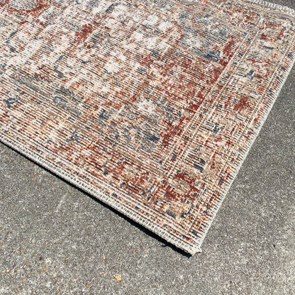 Alexandria 2'5" x 8' Runner Rug