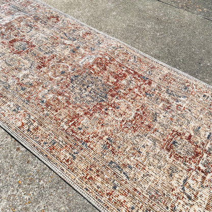 Alexandria 2'5" x 8' Runner Rug