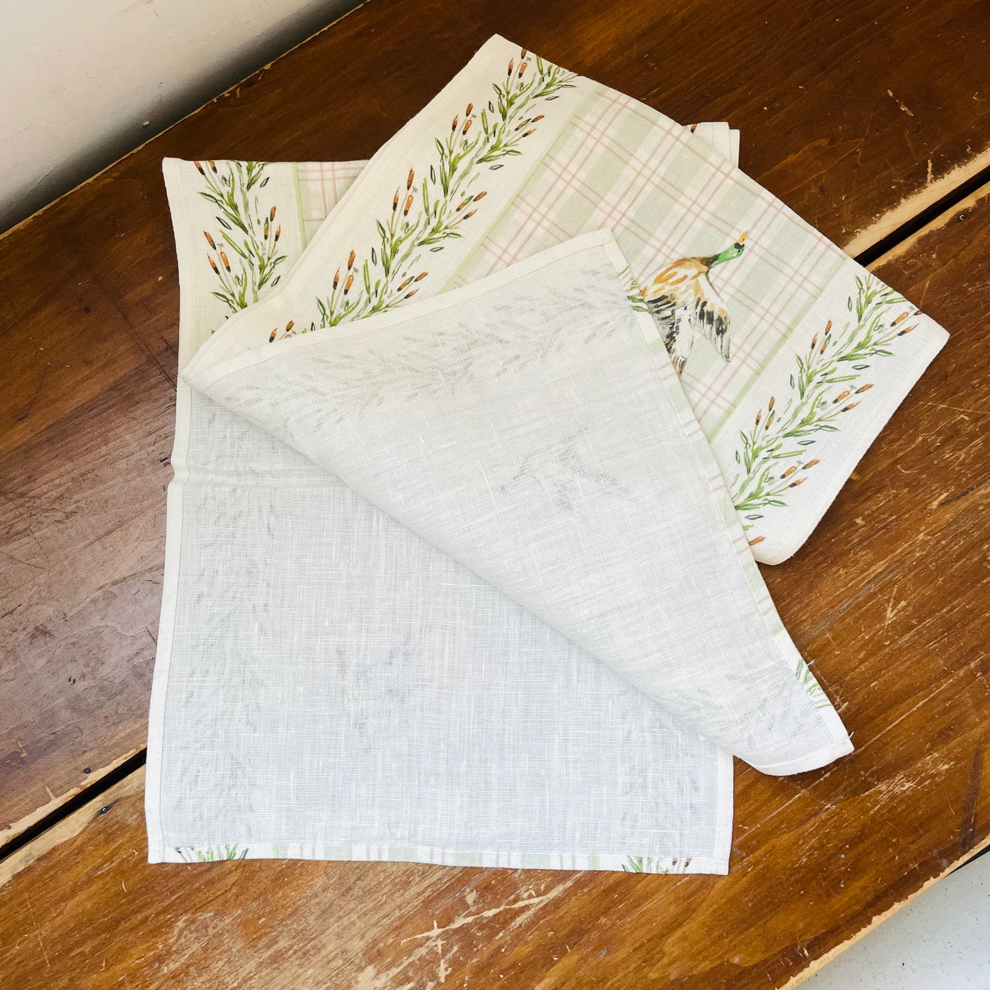 Ducks 13"x66" Table Runner