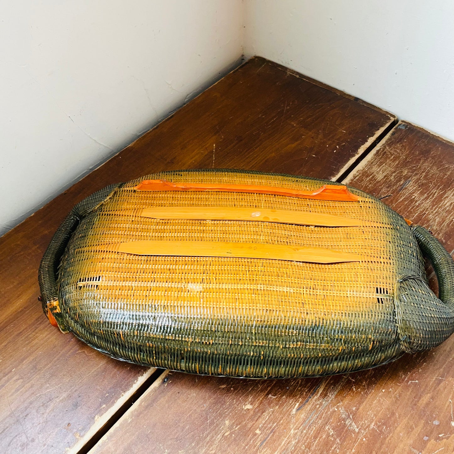 Shanghai Handicrafts Woven Rattan Goose Tray- Vintage