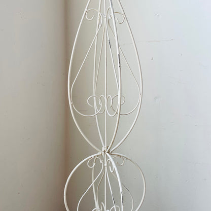 Garden Trellis - Vintage