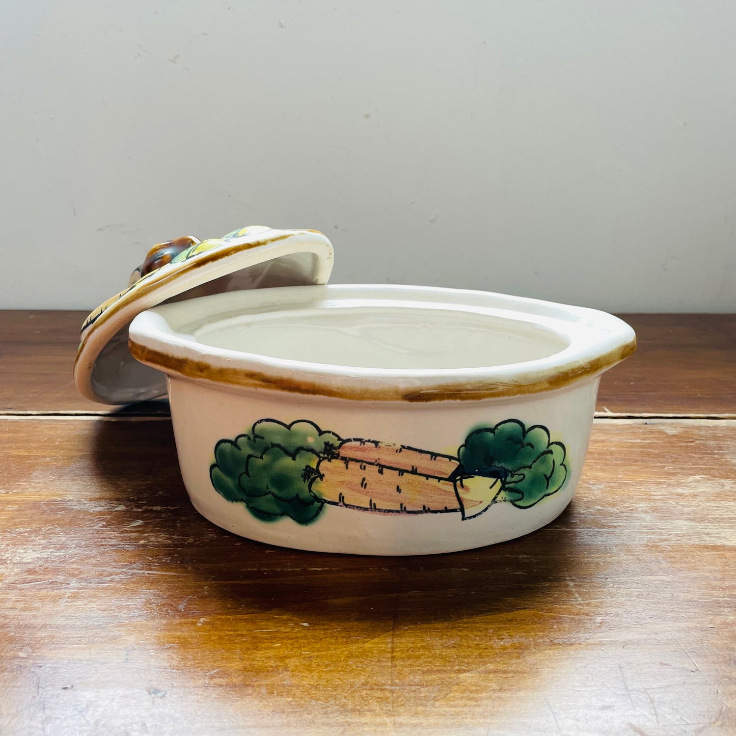 Rabbit & Vegetable Dutch Bowl-Vintage