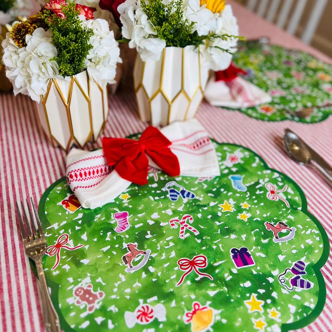 Red Bow Napkin Ties- Lucy Grymes