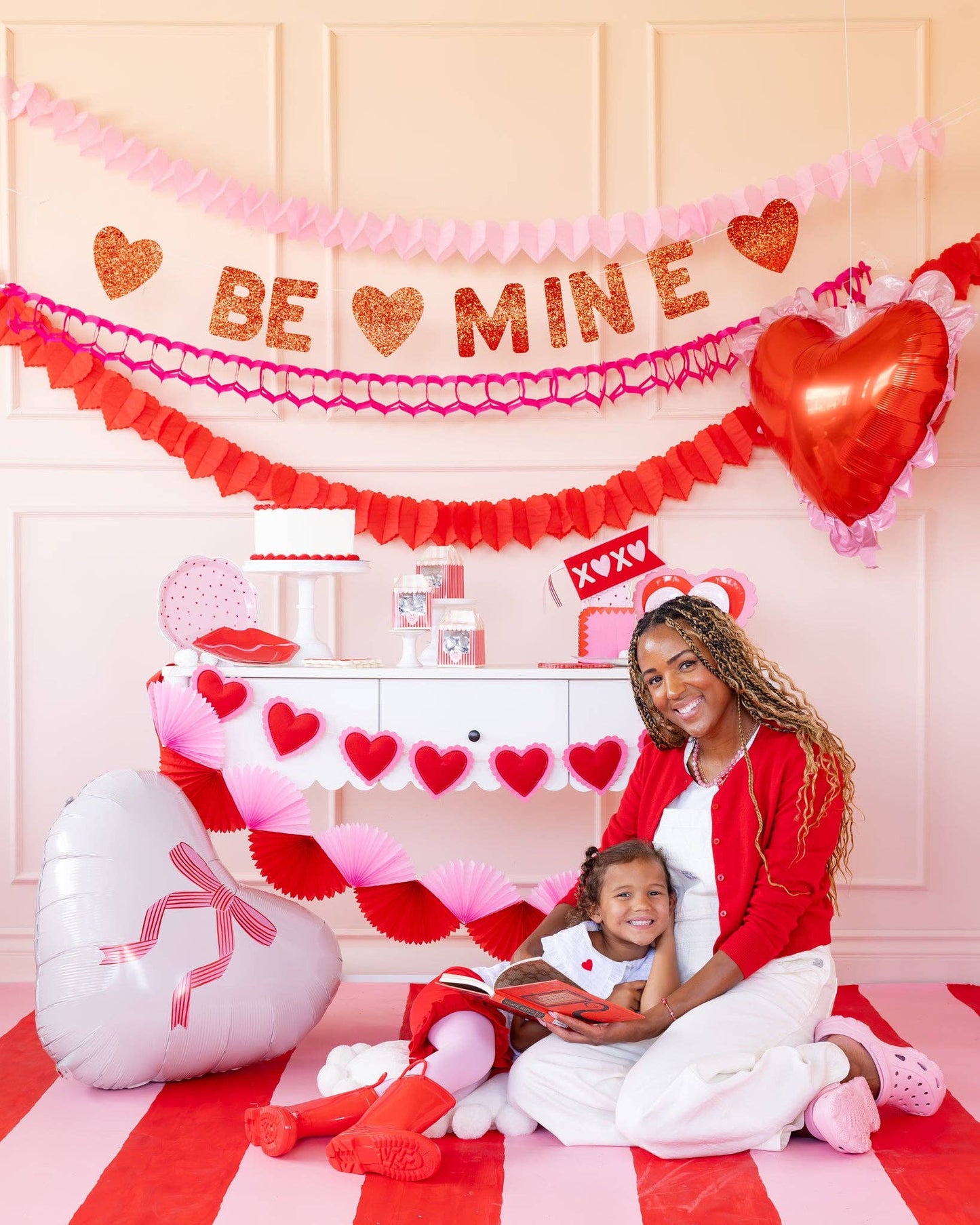 Scalloped Heart Mylar Balloon